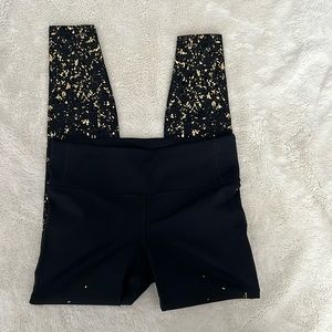 EUC Lululemon Lunar New Year tight